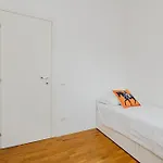 아파트 Isola - 2 Bedrooms - Free Parking *