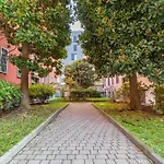 Isola - 2 Bedrooms - Free Parking 밀라노